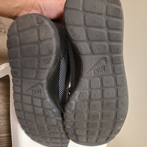 Nike roche shoes - Picture 4 of 4